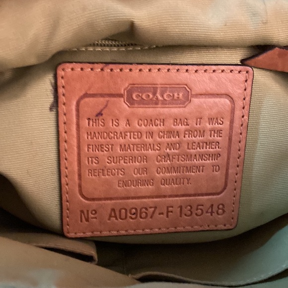 Authentic Coach signature purse - Picture 3 of 5